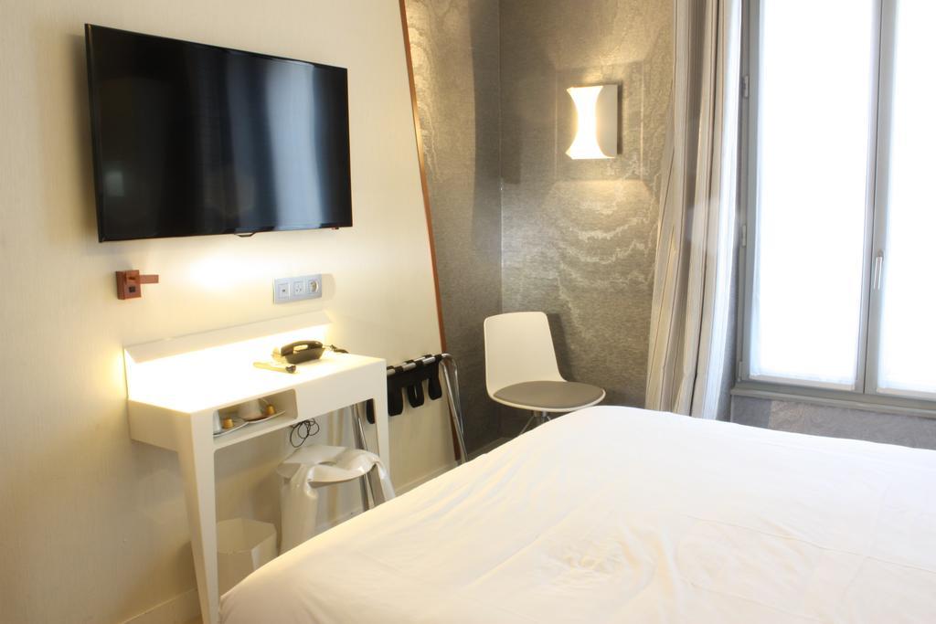 Le Malown Paris Exterior foto
